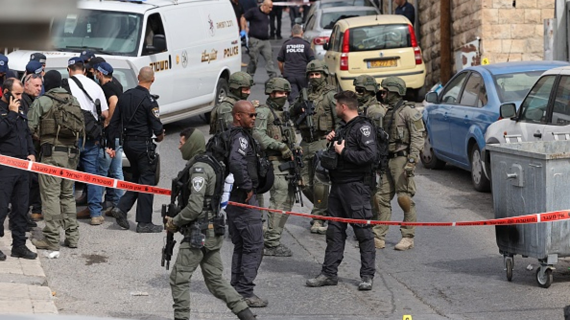 2 Orang Israel Terluka Dalam Serangan Senjata Setelah Penembakan Di Sinagoga Neve Yakoov